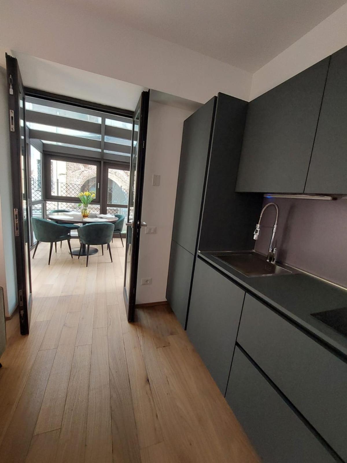 Nj Hotels & Apartments San Pietro All'Orto 6 ミラノ エクステリア 写真
